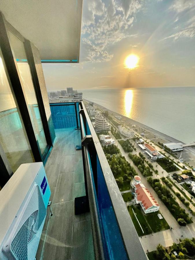 Orbi City Luxury Towers Aparthotel Batumi Kültér fotó