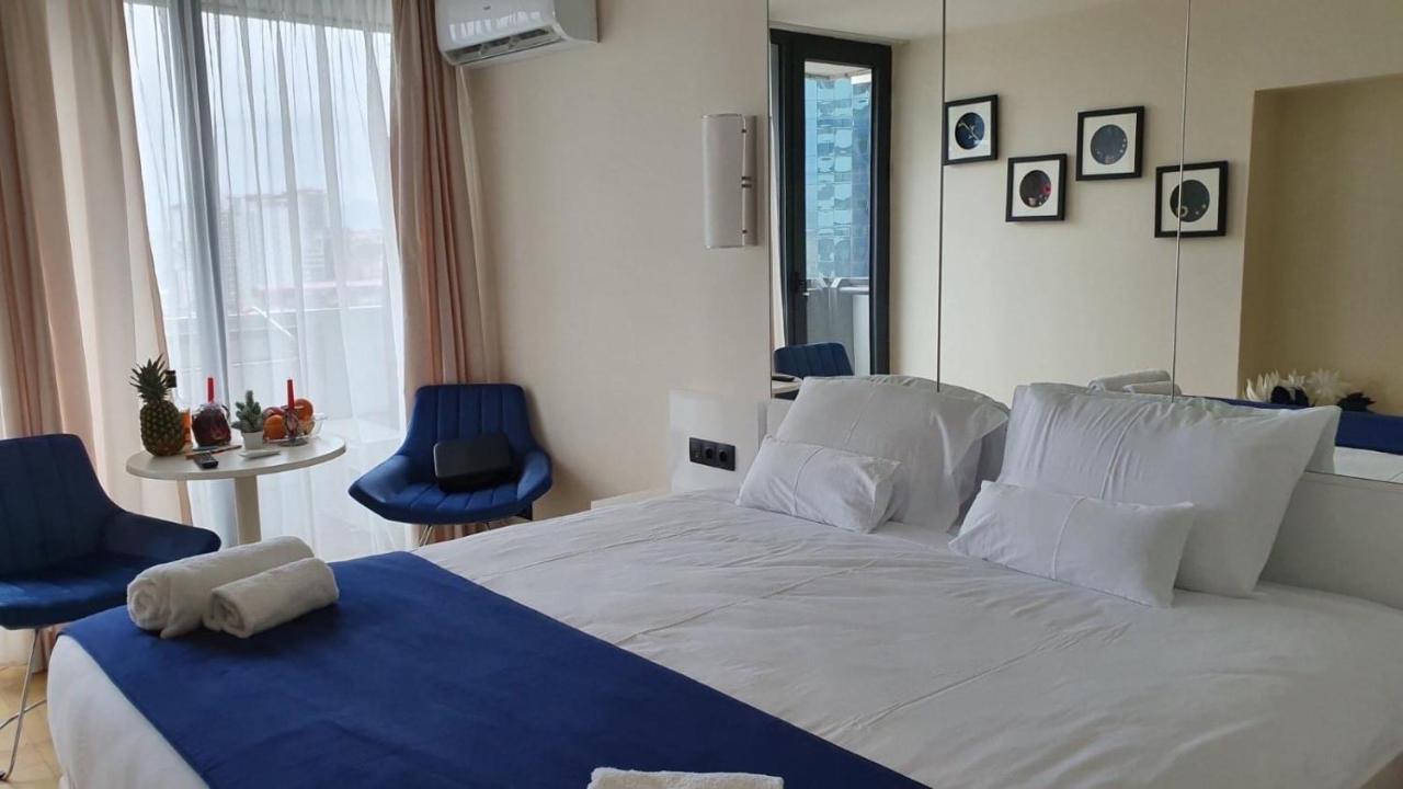 Orbi City Luxury Towers Aparthotel Batumi Kültér fotó