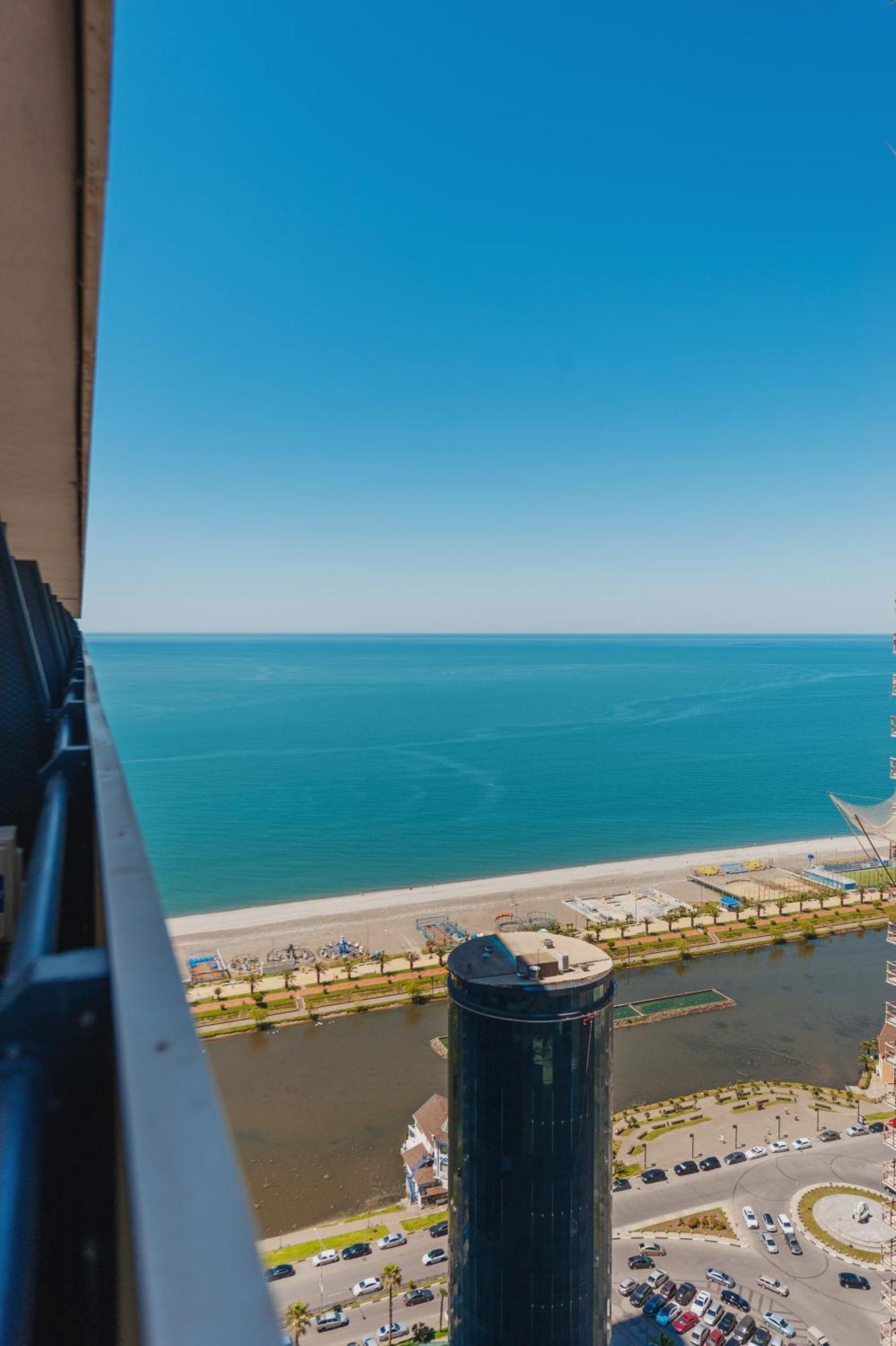 Orbi City Luxury Towers Aparthotel Batumi Kültér fotó