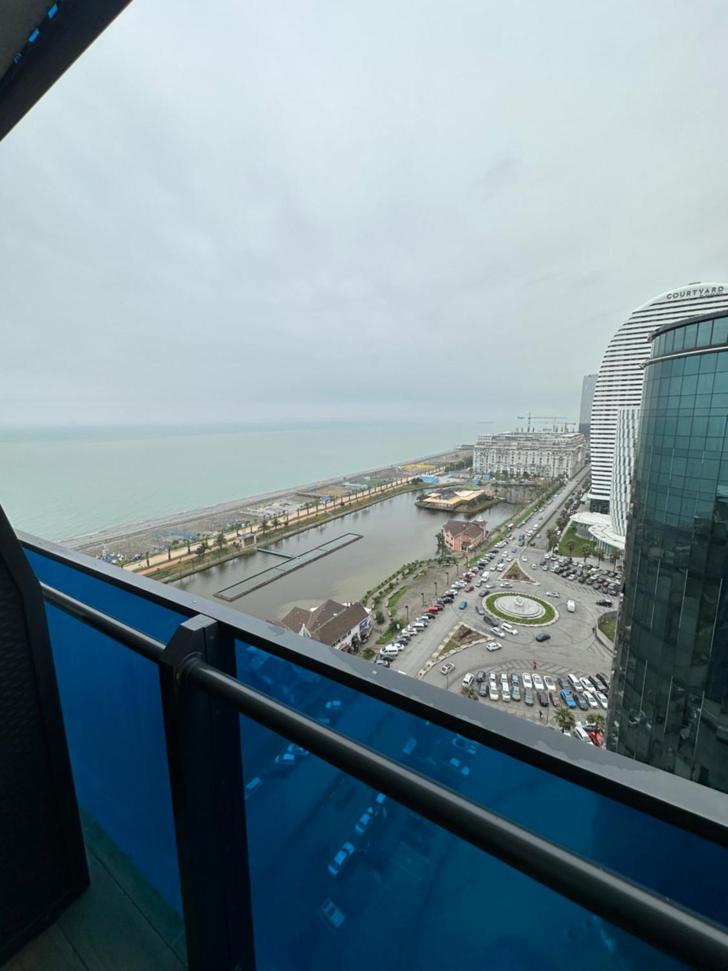 Orbi City Luxury Towers Aparthotel Batumi Kültér fotó